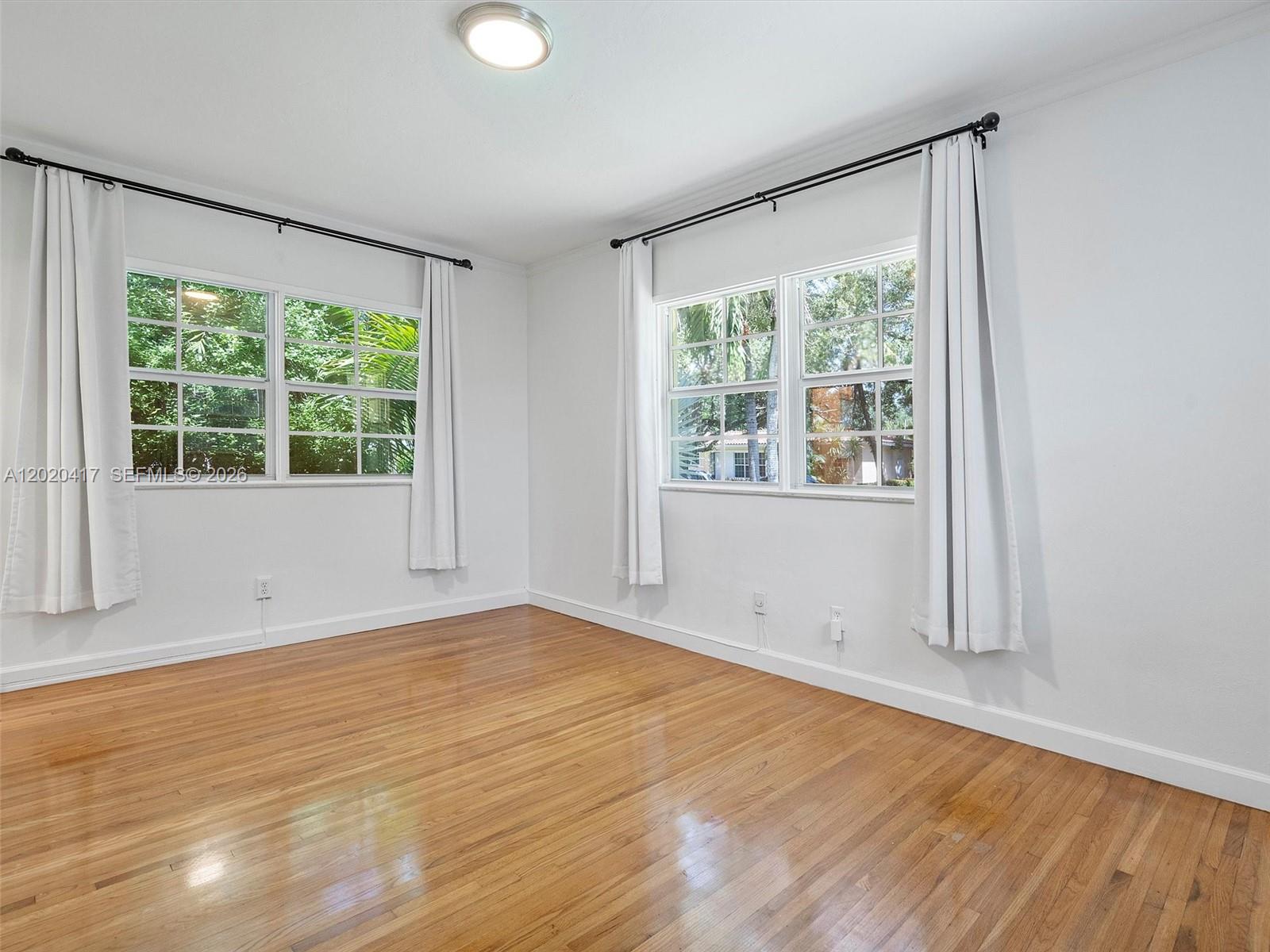 731 Sistina Avenue Property Photo 6