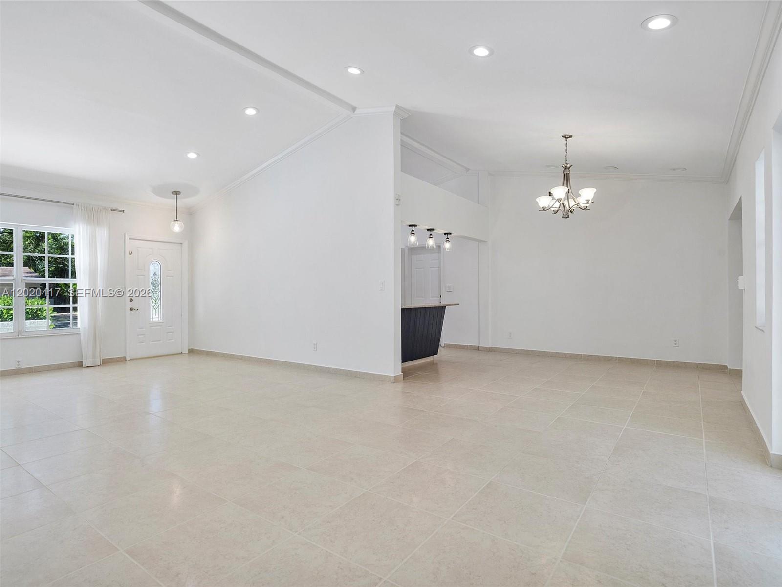 731 Sistina Avenue Property Photo 11