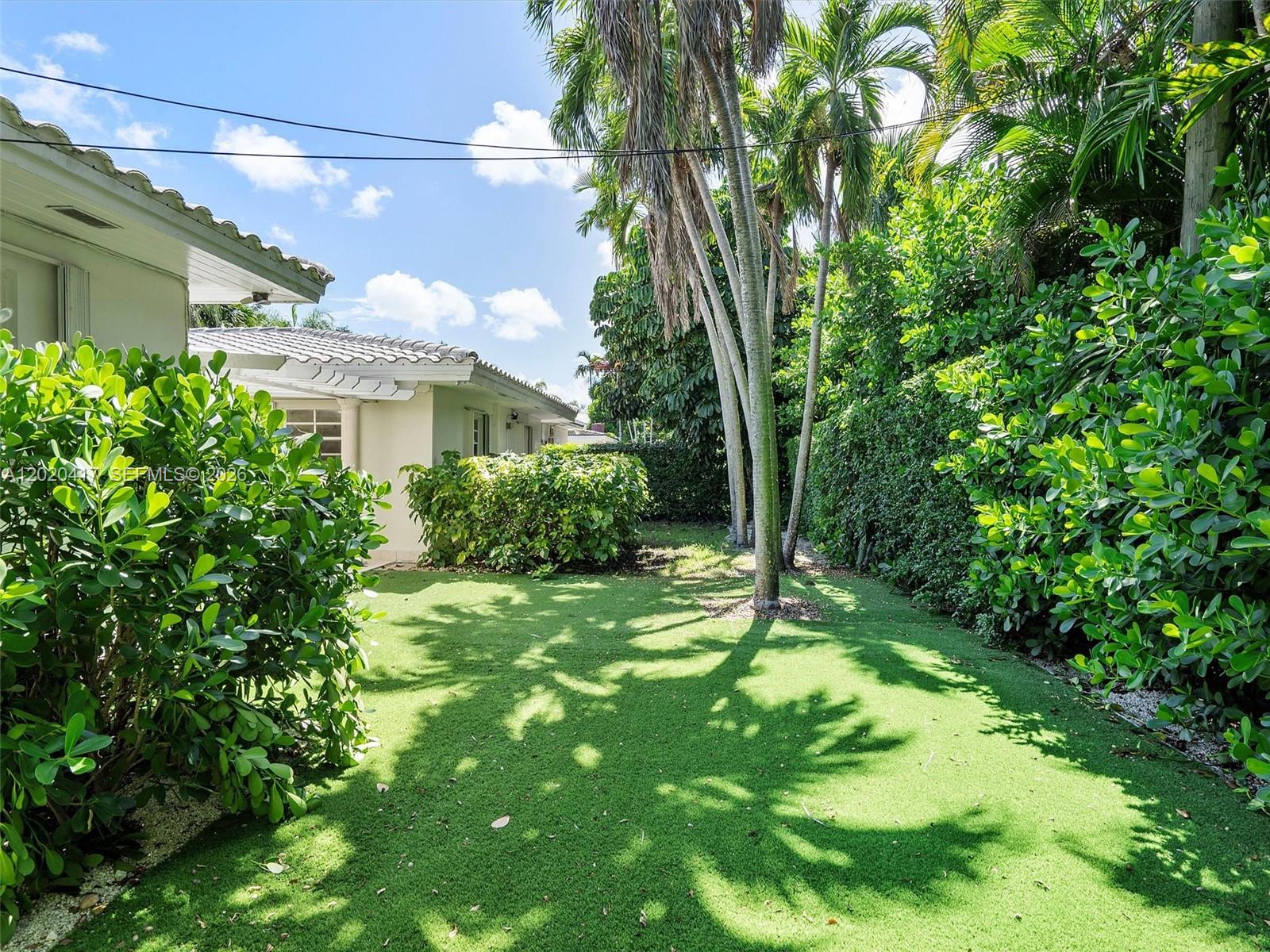 731 Sistina Avenue Property Photo 16
