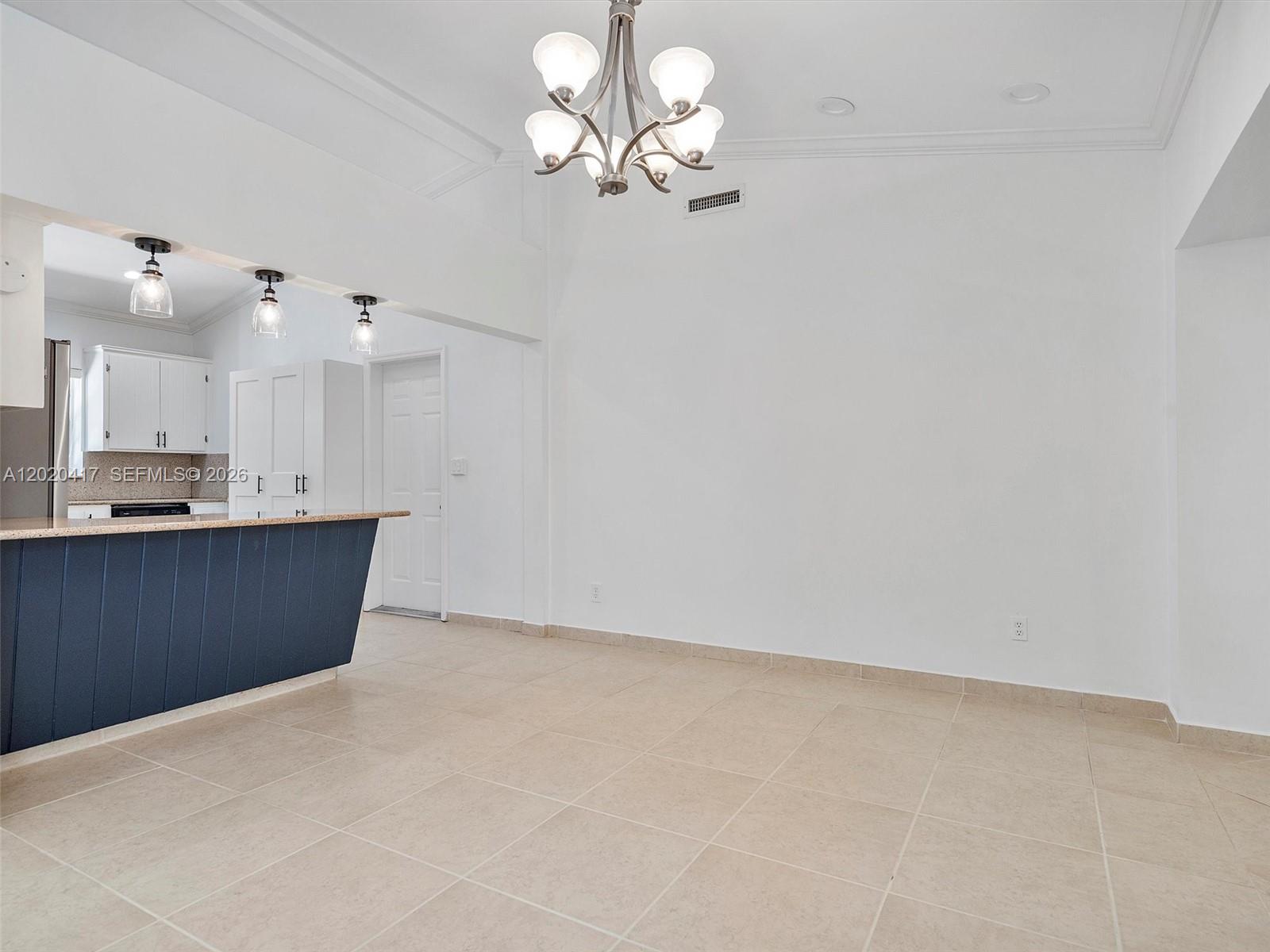 731 Sistina Avenue Property Photo 26