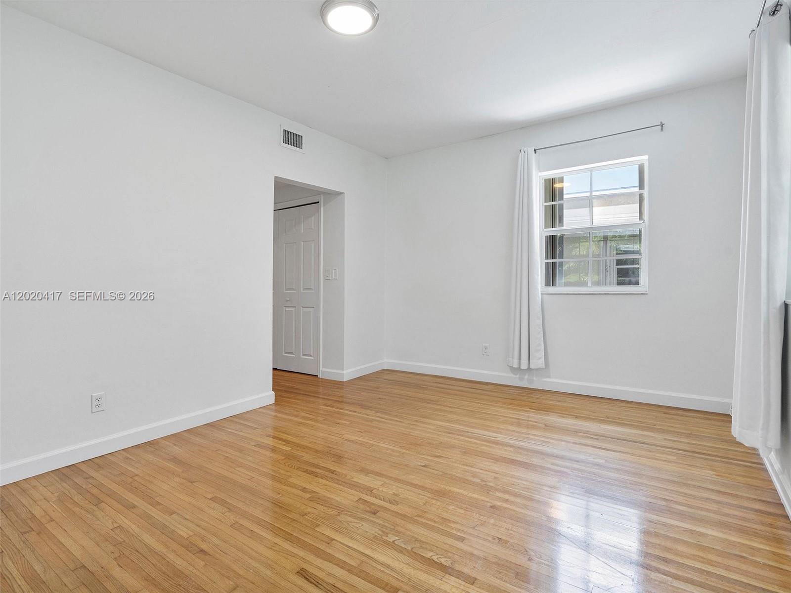 731 Sistina Avenue Property Photo 36