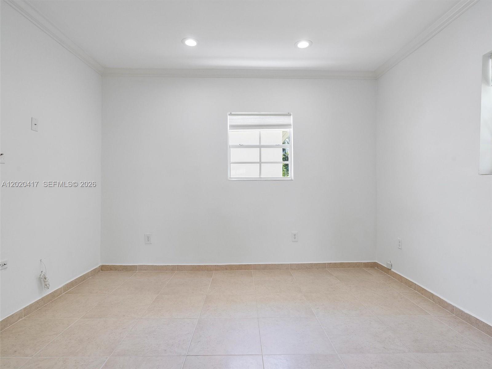 731 Sistina Avenue Property Photo 39
