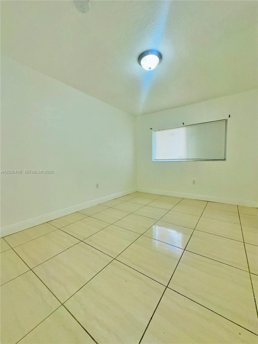 2125 Nw 66th Street 2 Property Photo 5