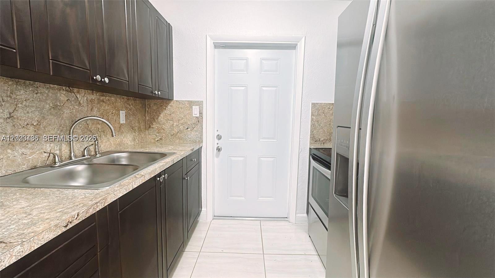 2125 Nw 66th Street 2 Property Photo 6