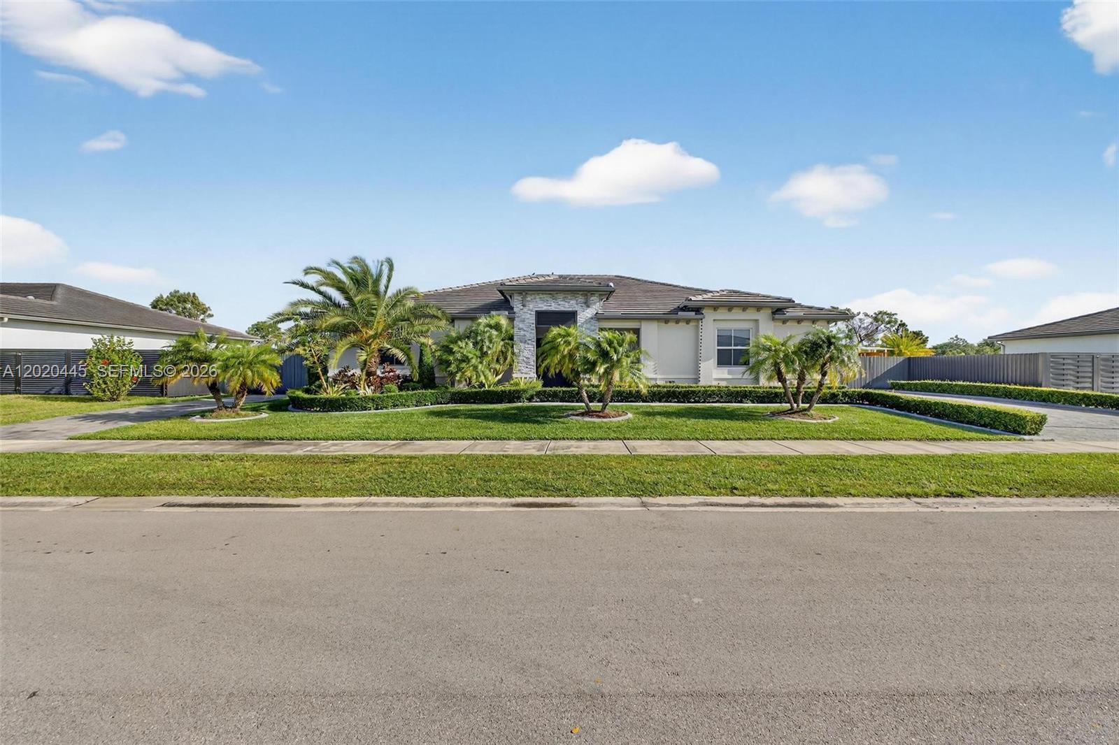 16767 Sw 290th Lane Property Photo 1