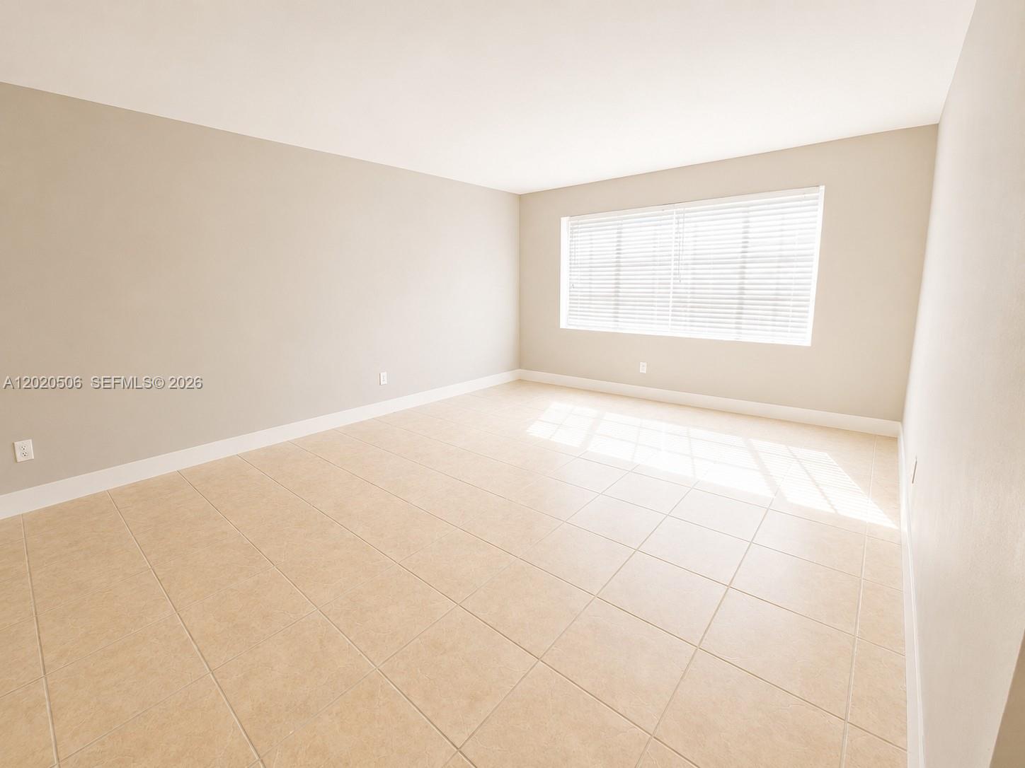 13700 Ne 6th Avenue 106 Property Photo 22