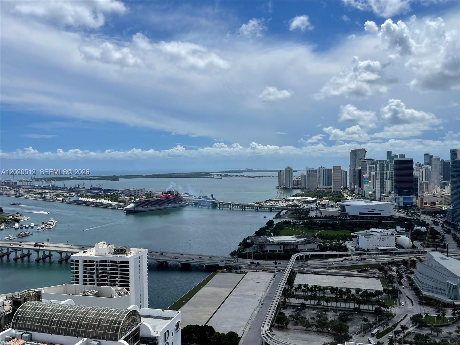 1750 N Bayshore Drive 5614 Property Photo 1