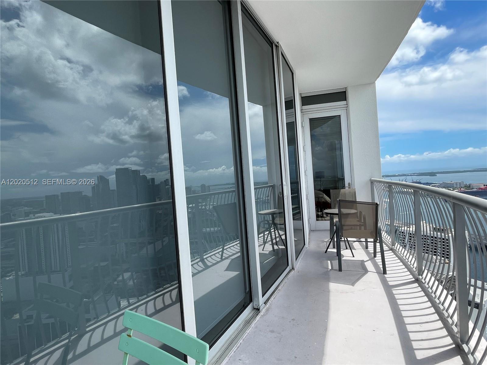 1750 N Bayshore Drive 5614 Property Photo 2