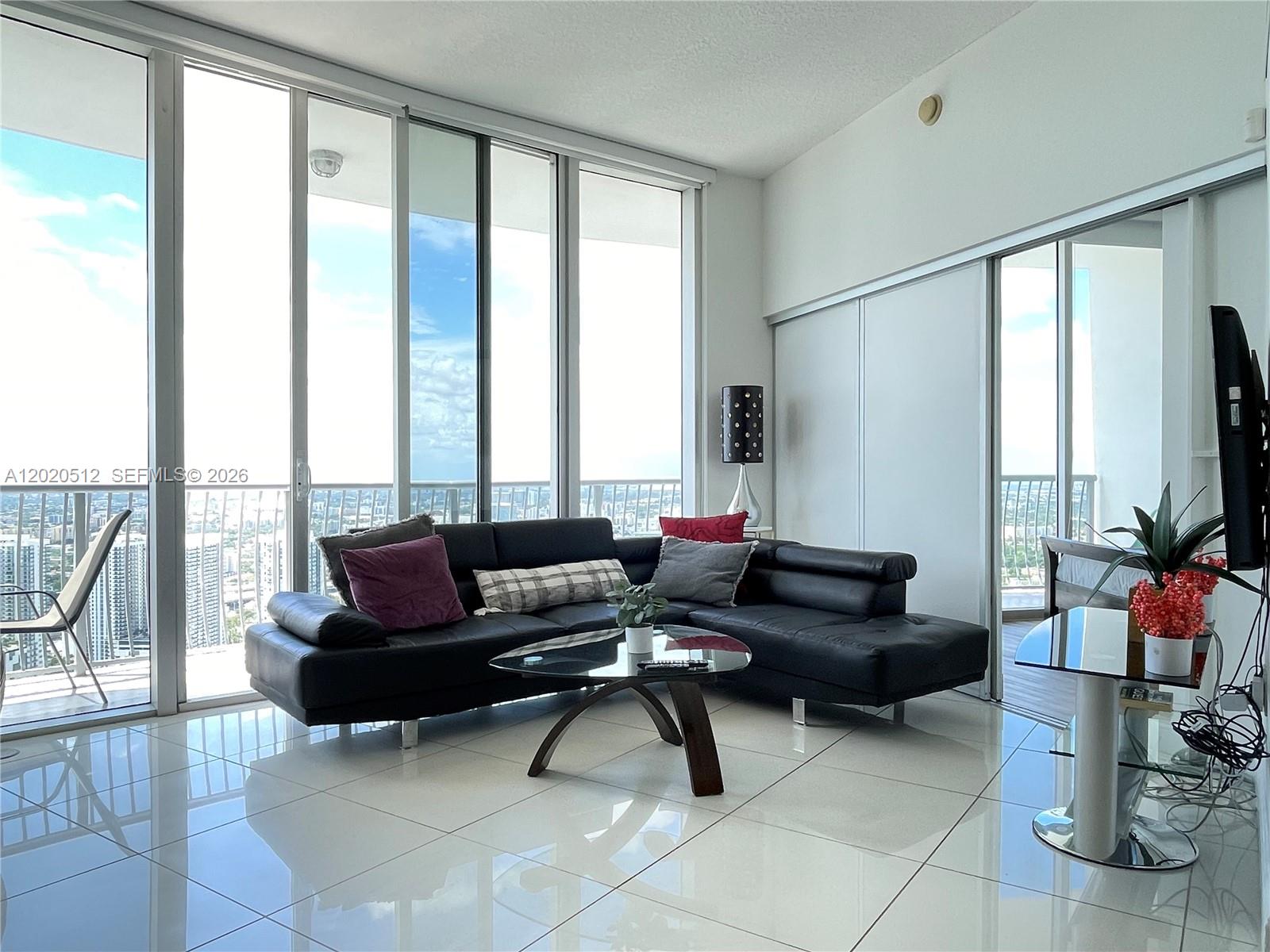 1750 N Bayshore Drive 5614 Property Photo 8