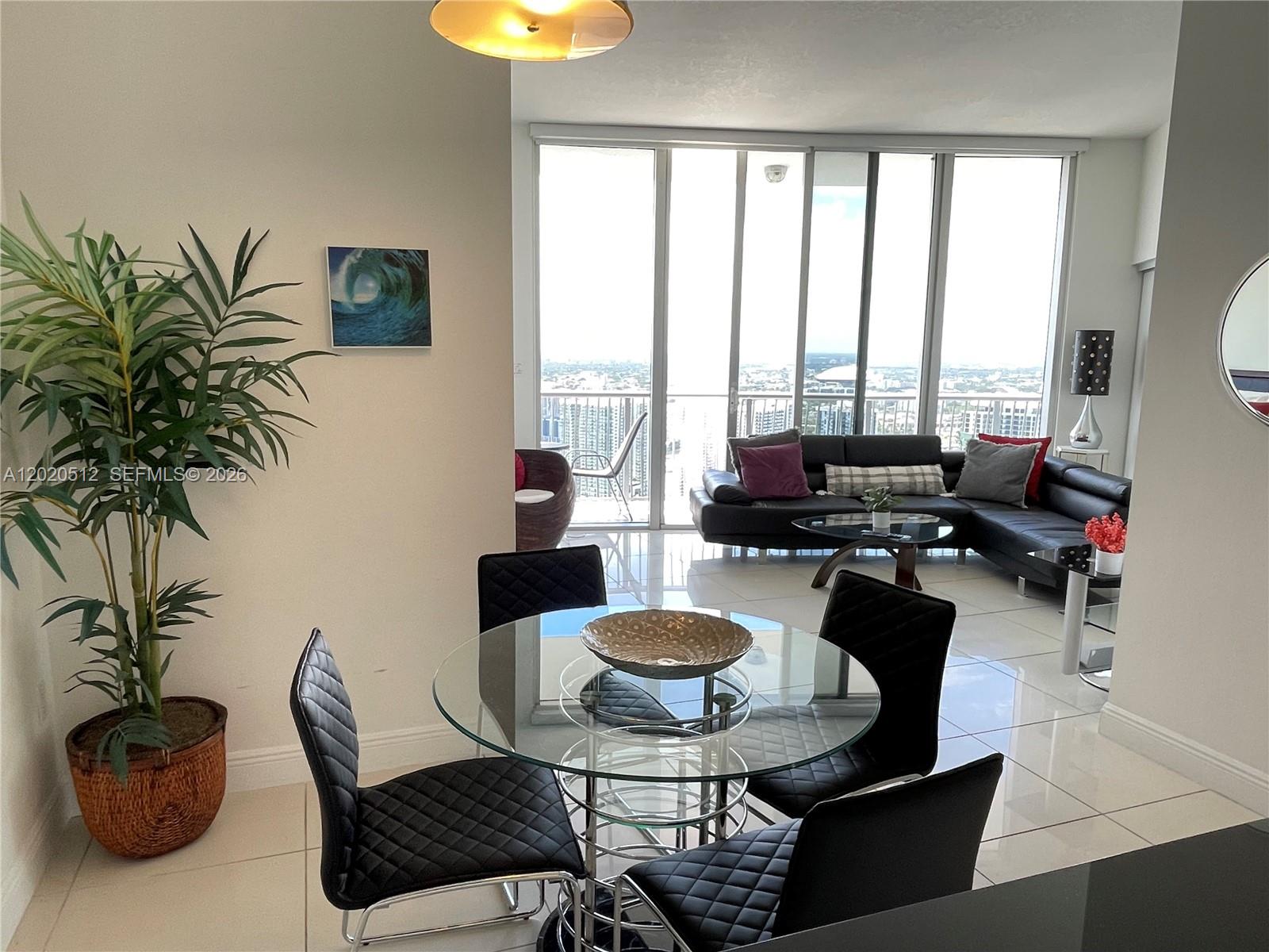 1750 N Bayshore Drive 5614 Property Photo 12