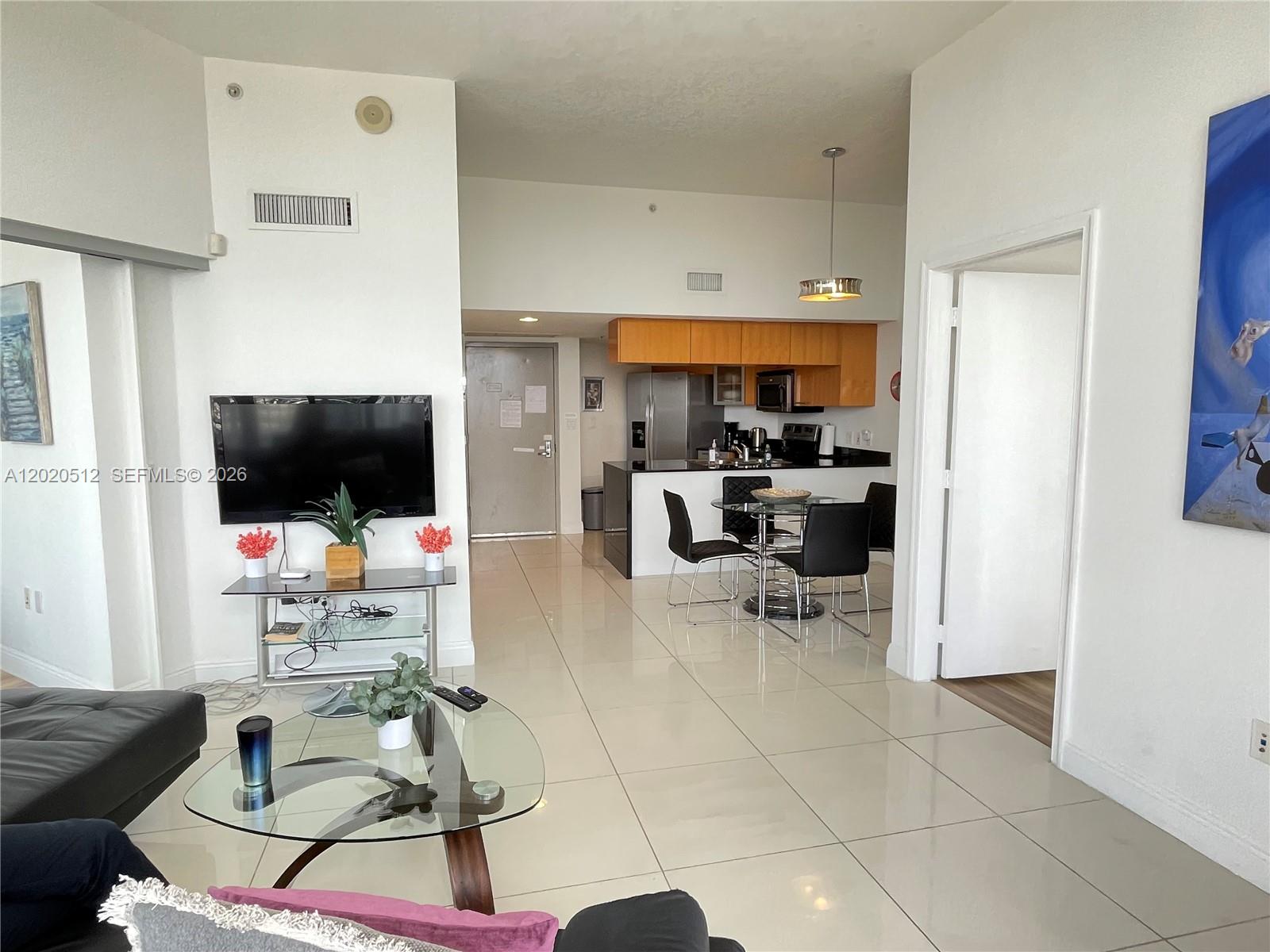 1750 N Bayshore Drive 5614 Property Photo 13