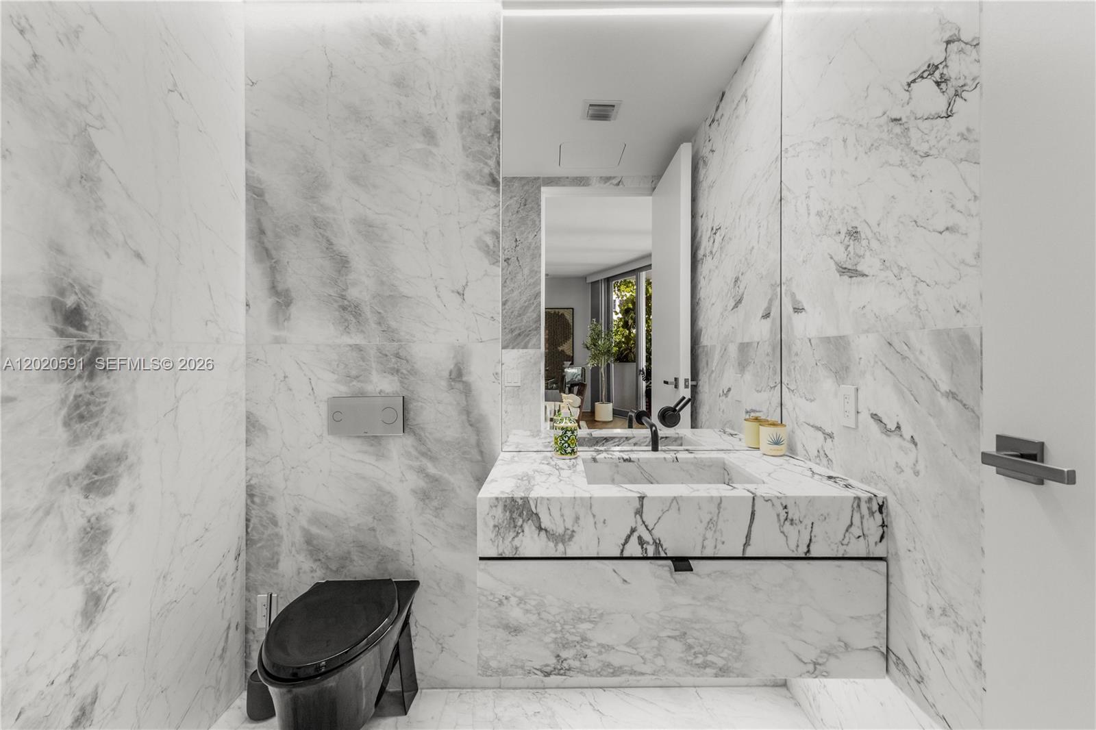 1300 Monad Terrace 3e Property Photo 12