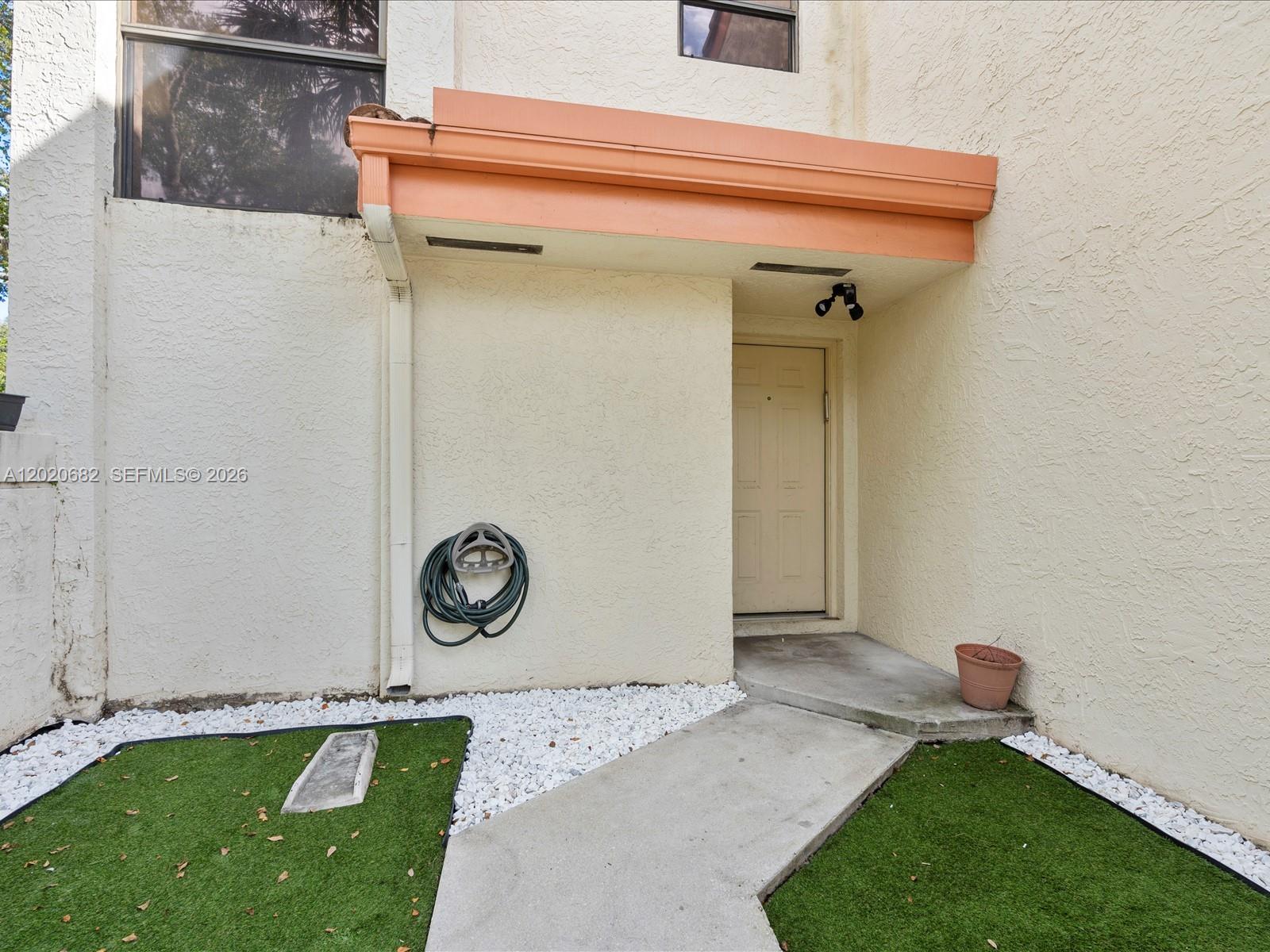 3400 Emerald Oaks Drive 801 Property Photo 5