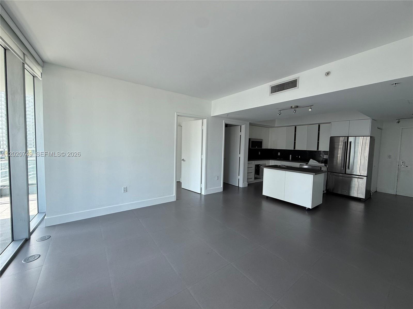 92 Sw 3rd Street 1804 Property Photo 6
