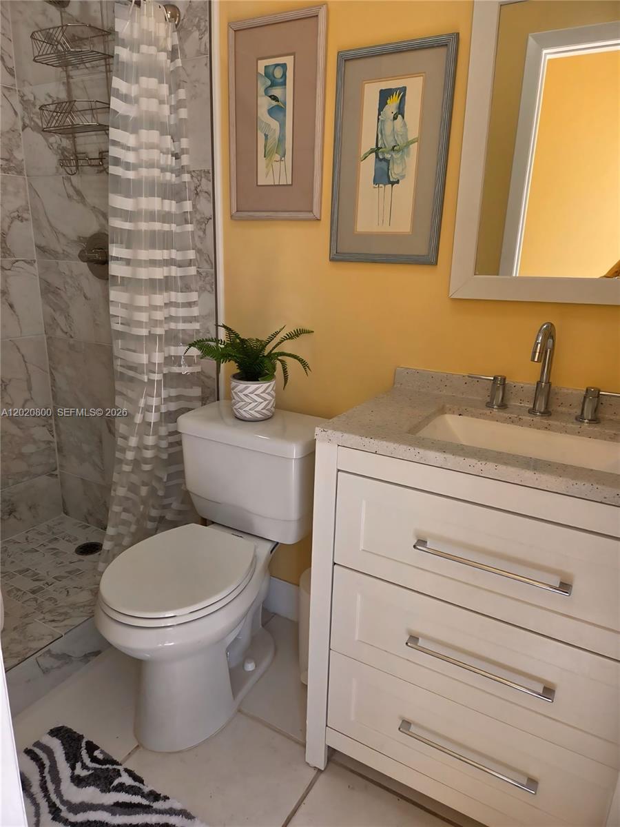 8605 Sw 106th Street B Property Photo 5