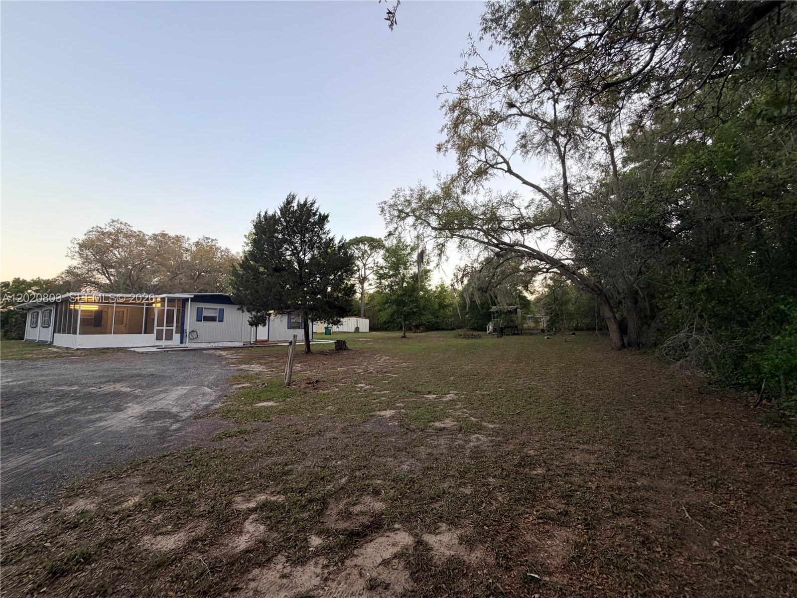 4880 N Highland Park Property Photo 5