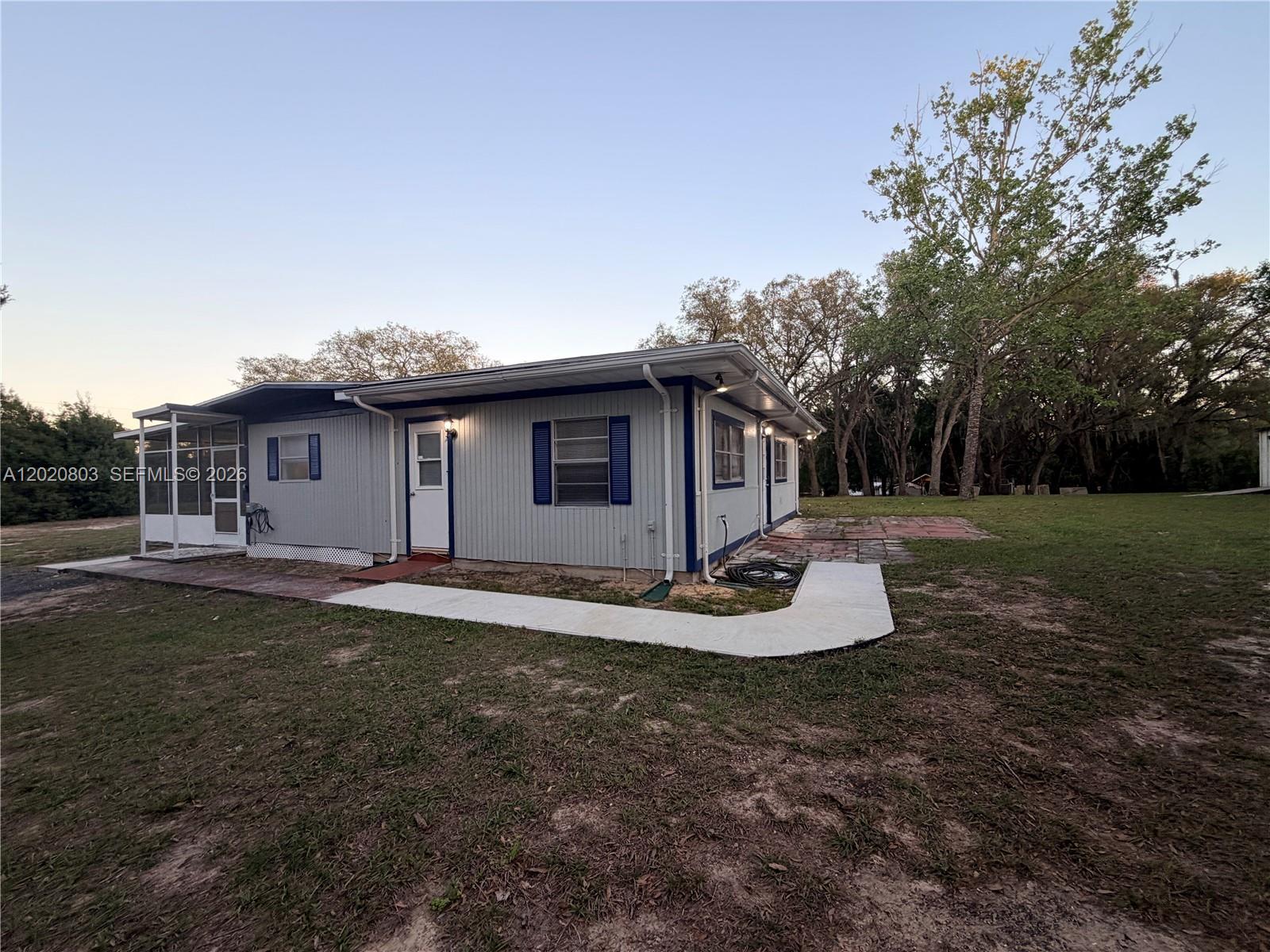 4880 N Highland Park Property Photo 6