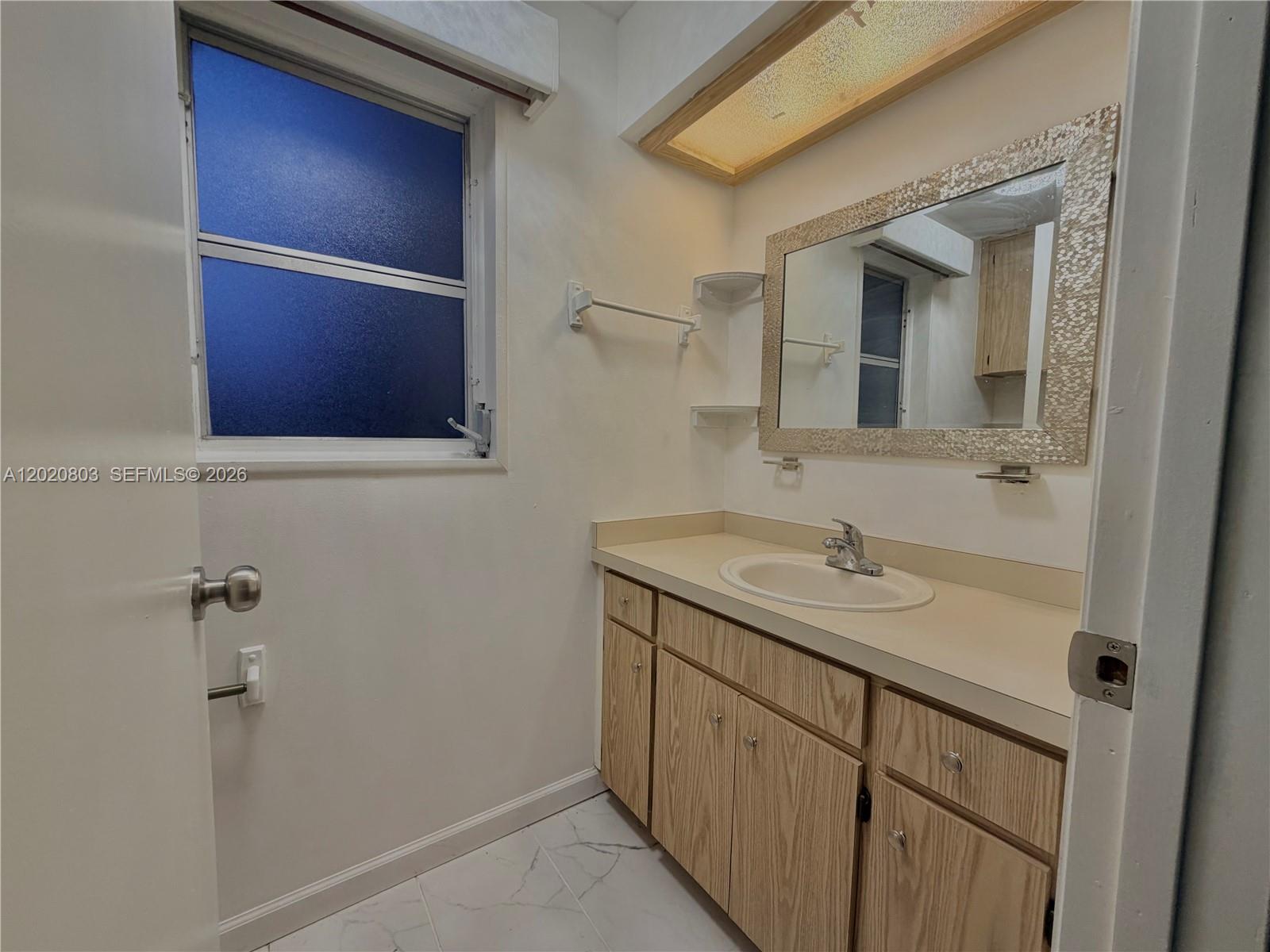 4880 N Highland Park Property Photo 22