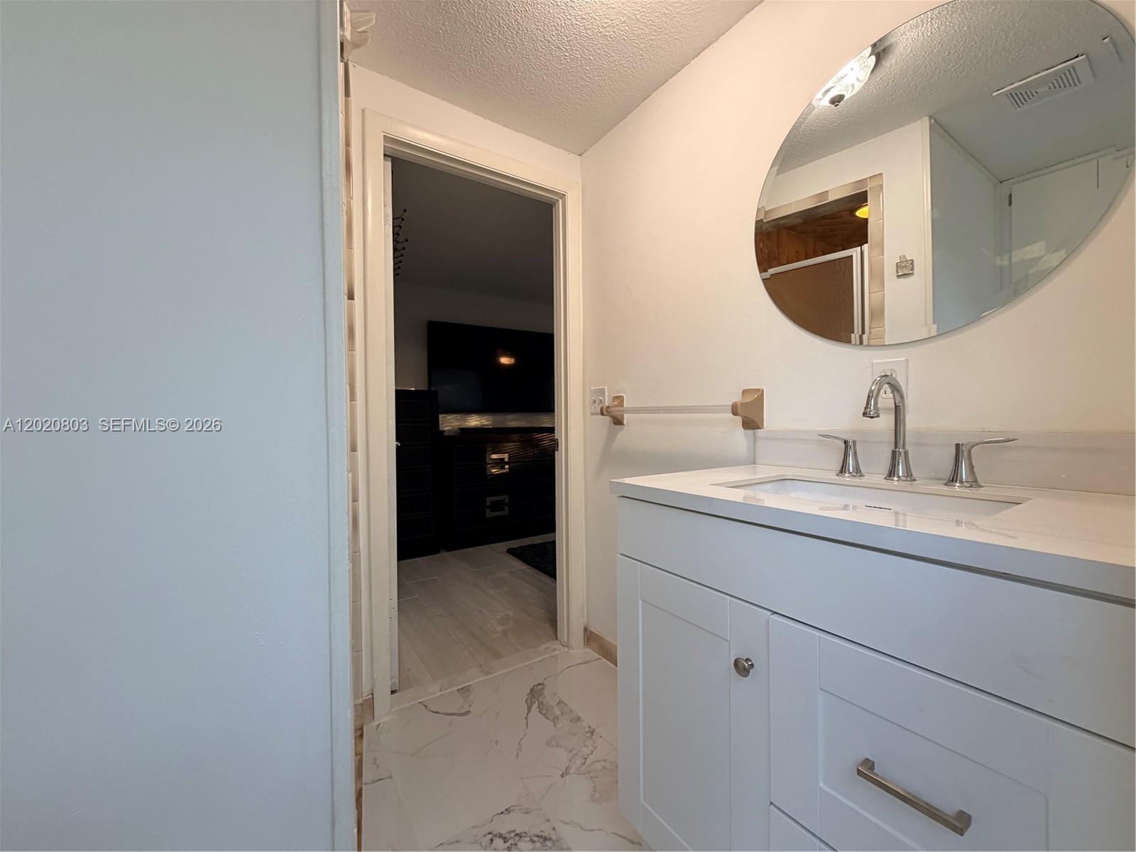 4880 N Highland Park Property Photo 40