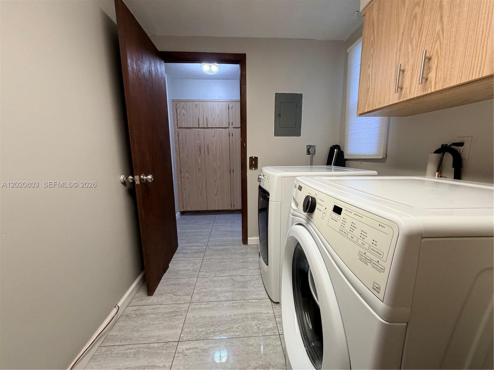 4880 N Highland Park Property Photo 47