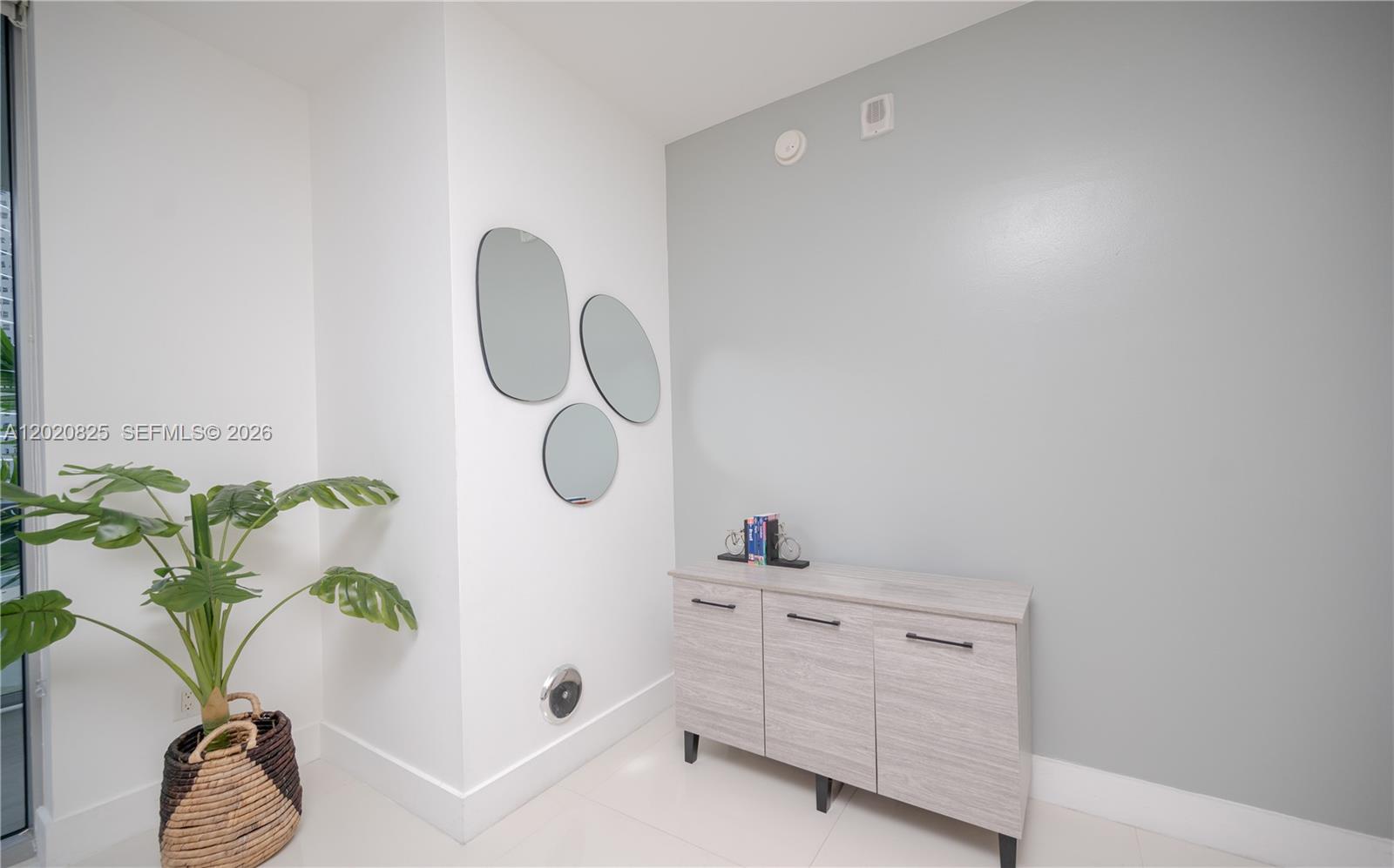 1300 Brickell Bay Drive 1601 Property Photo 8