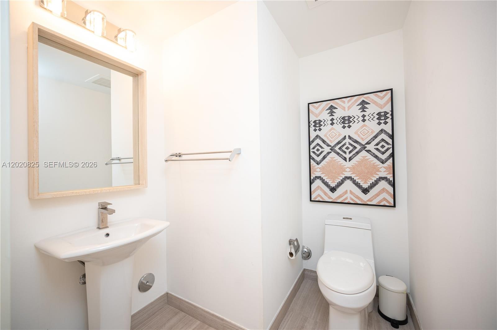1300 Brickell Bay Drive 1601 Property Photo 9