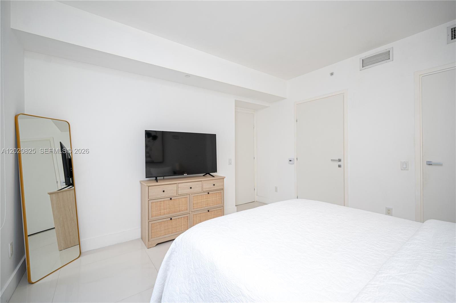 1300 Brickell Bay Drive 1601 Property Photo 14