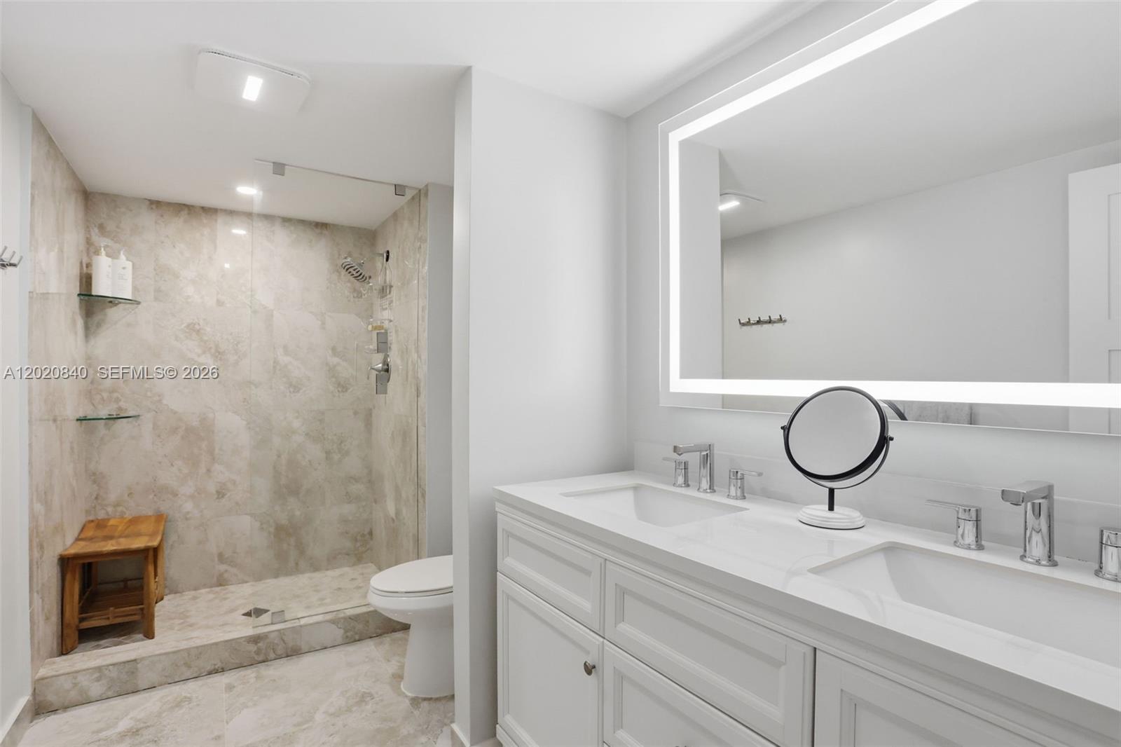 830 Greensward Court 106-h Property Photo 14