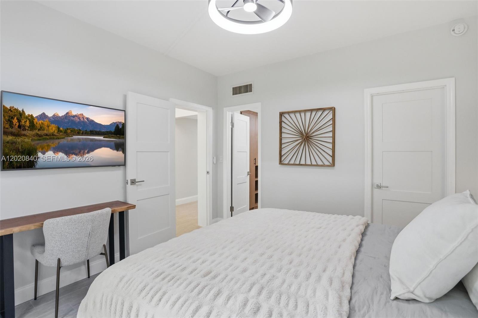 830 Greensward Court 106-h Property Photo 17