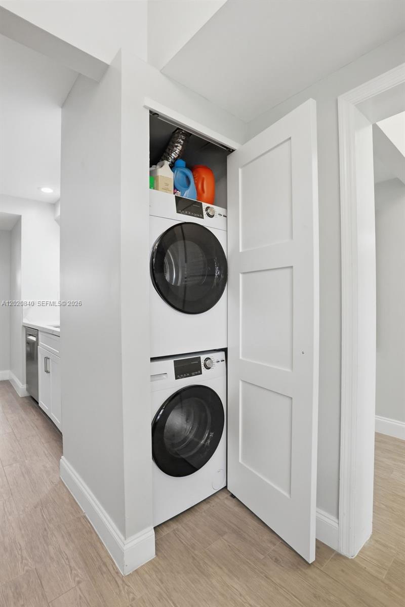 830 Greensward Court 106-h Property Photo 22