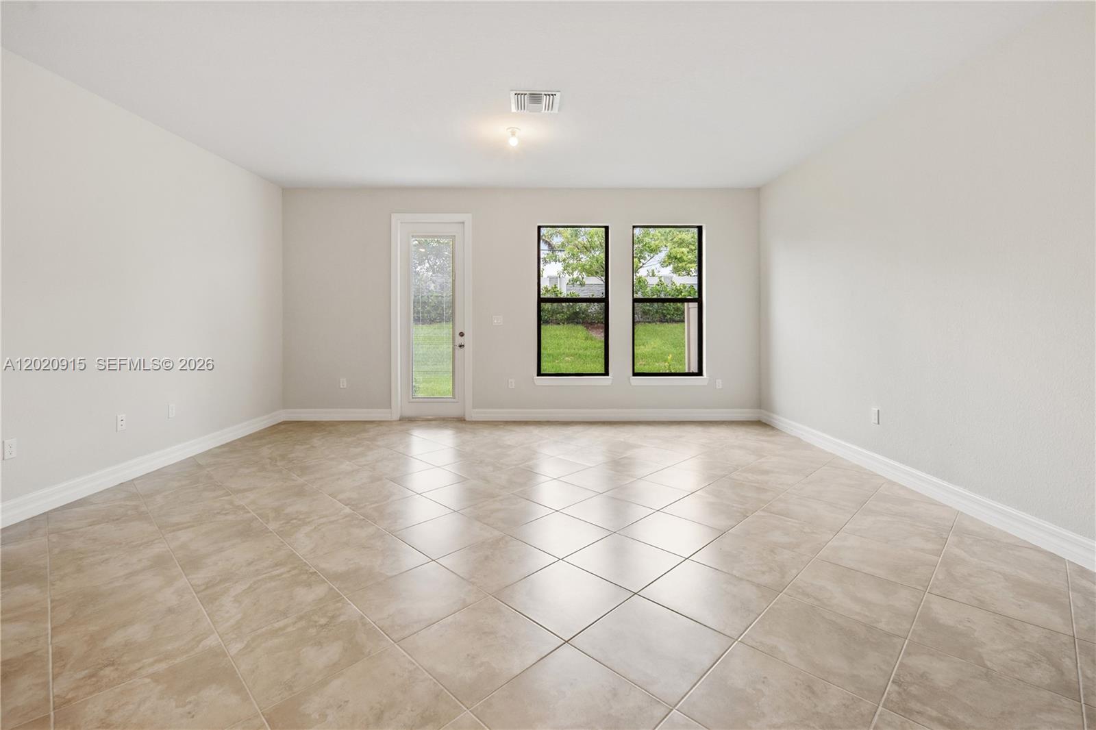 4488 E Appleton Circle E Property Photo 15