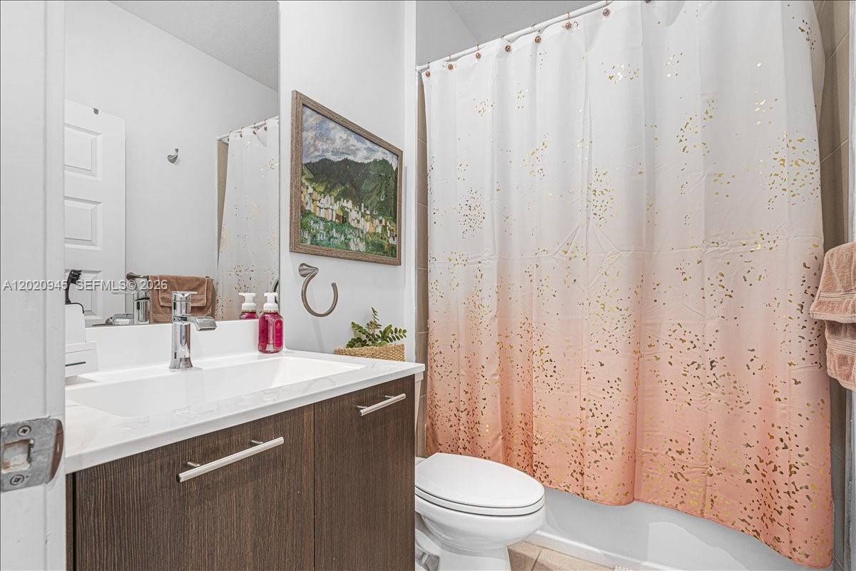 8301 Nw 41st Street B-309 Property Photo 17