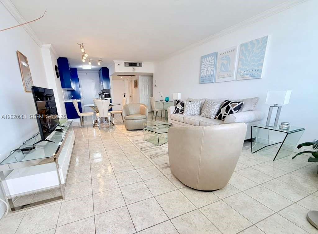 100 Lincoln Road 1423 Property Photo 5