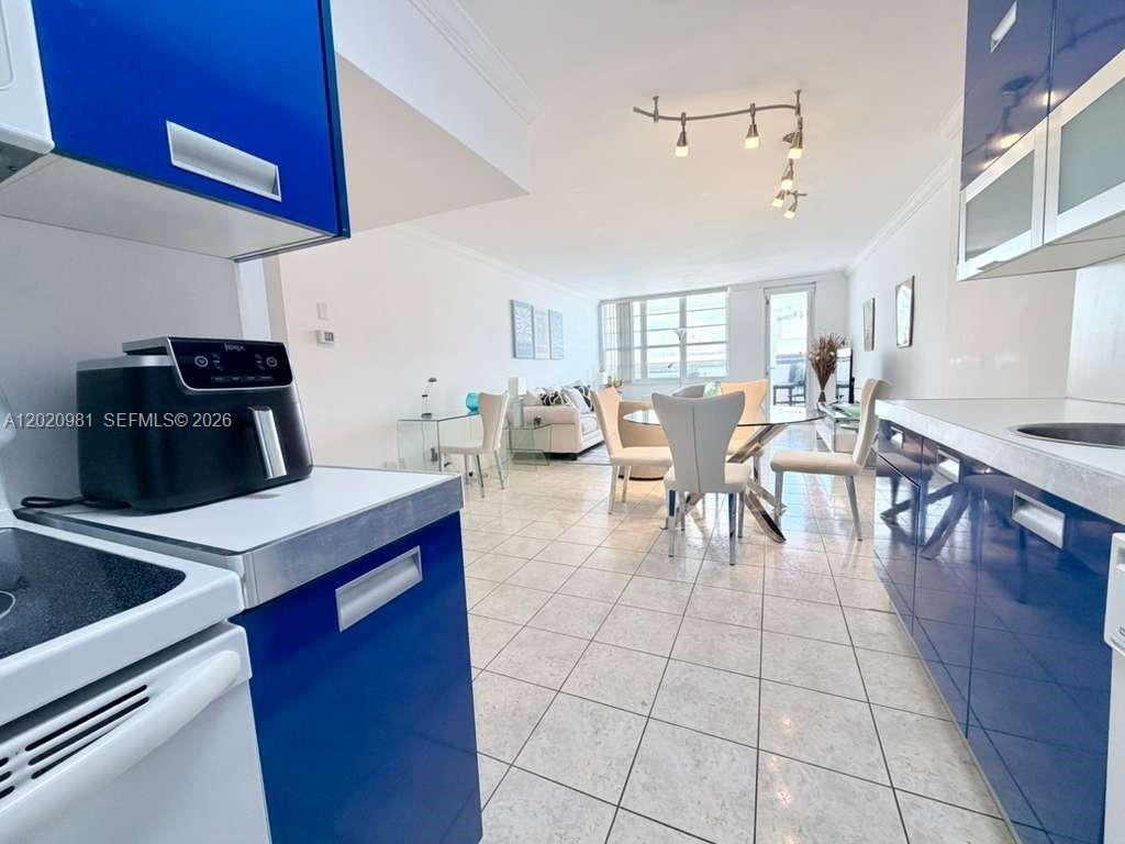 100 Lincoln Road 1423 Property Photo 6