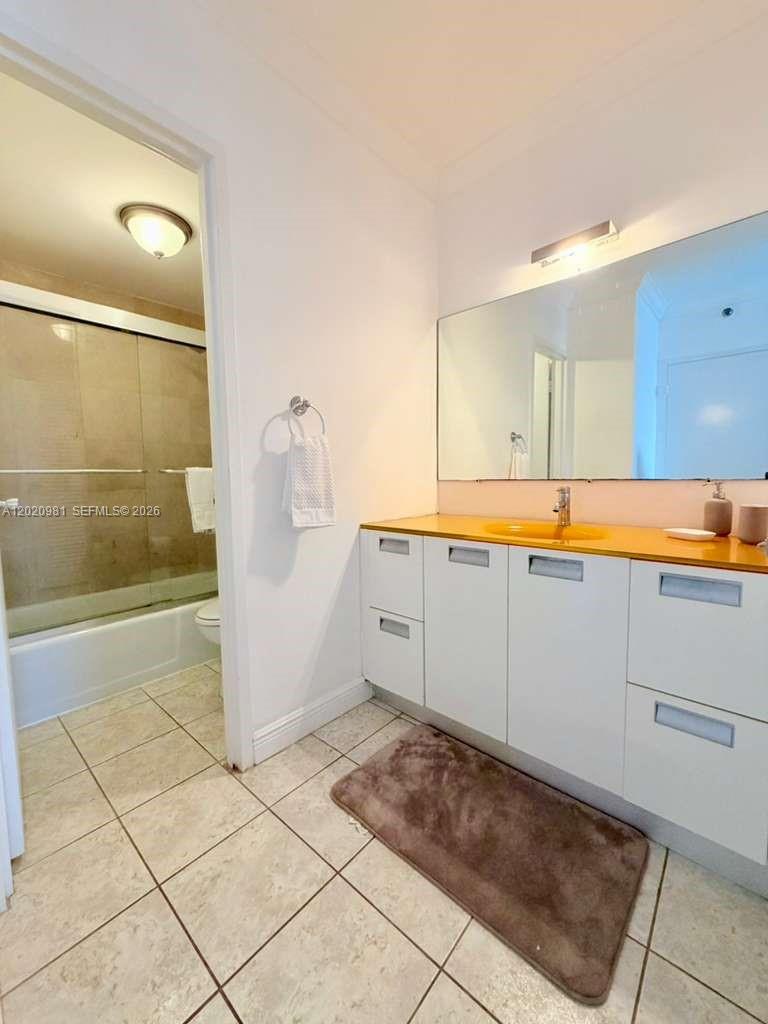 100 Lincoln Road 1423 Property Photo 9