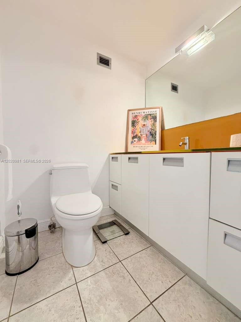 100 Lincoln Road 1423 Property Photo 14