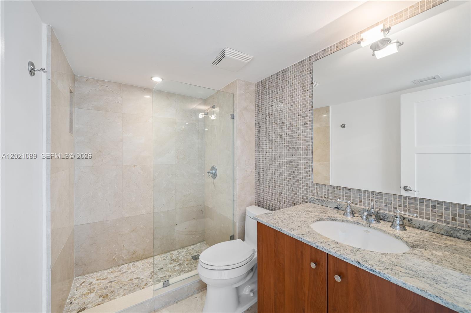 400 S Pointe Drive 409 Property Photo 33