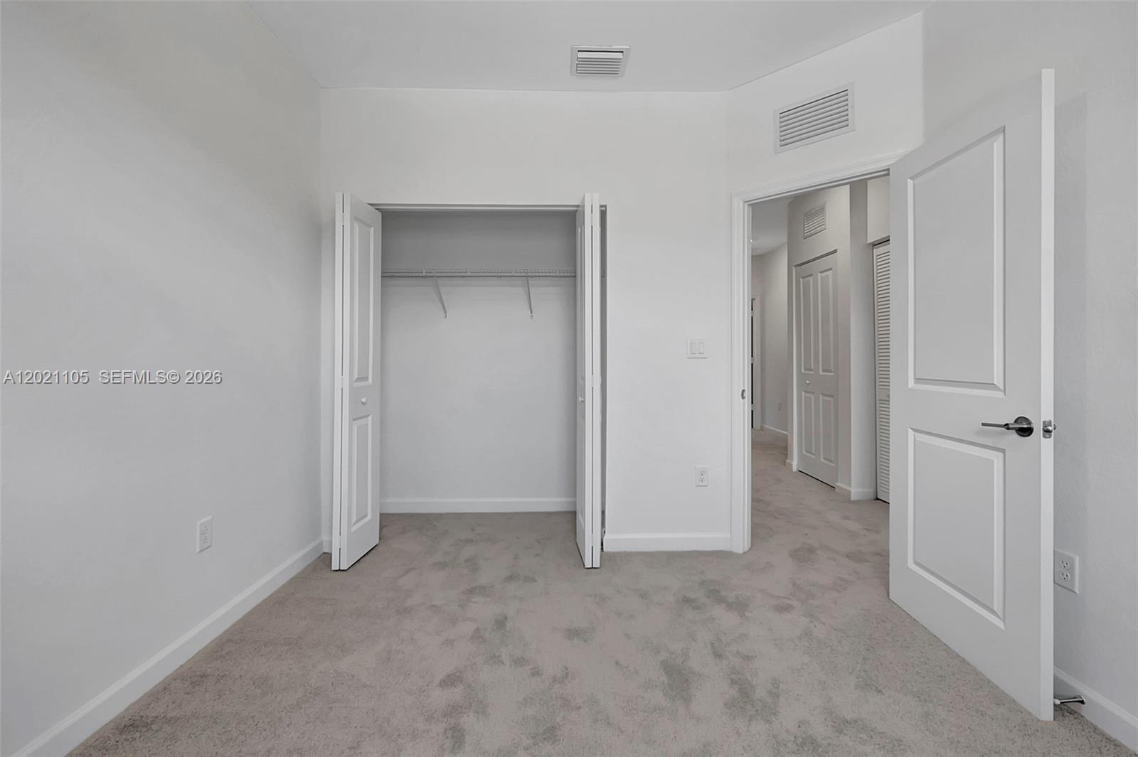A12021105 Property Photo 26
