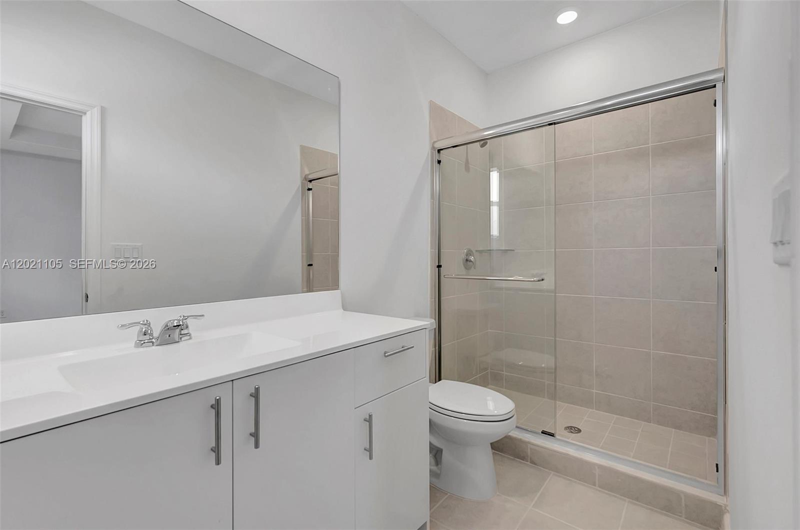 A12021105 Property Photo 37
