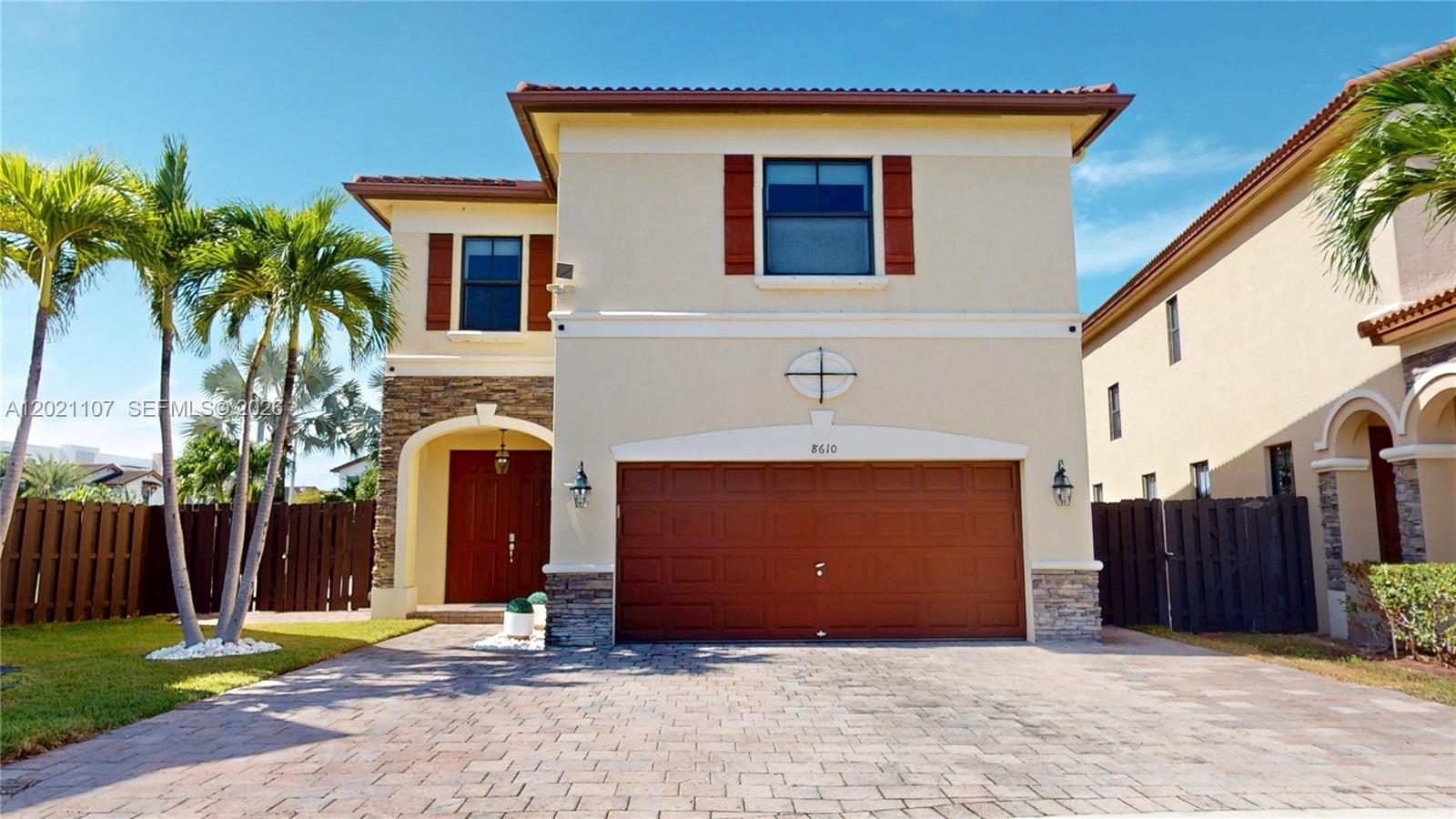 8610 Nw 101st Place Property Photo 1