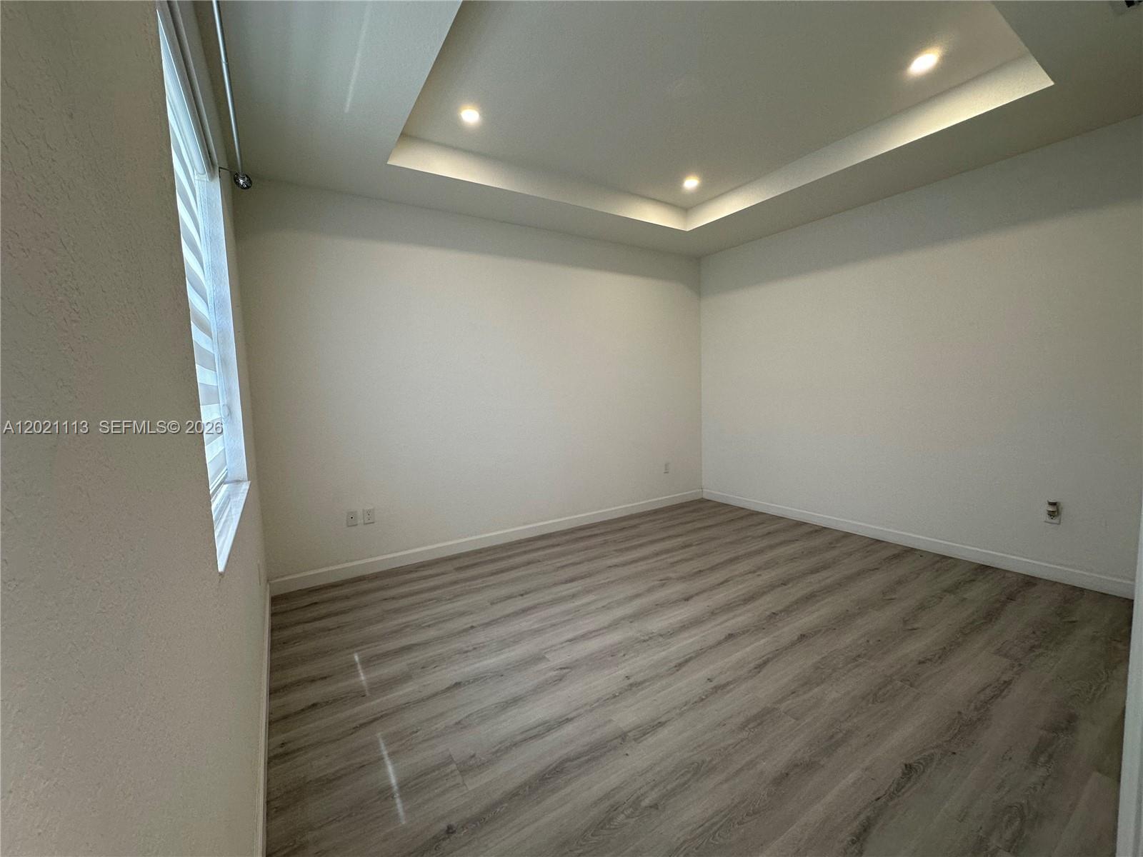 20352 Nw 6th Avenue Property Photo 15