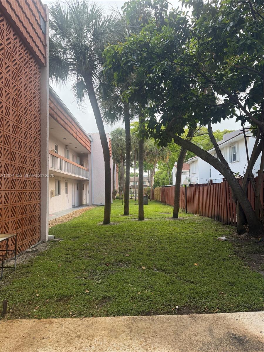 7610 Stirling Road 205g Property Photo 3