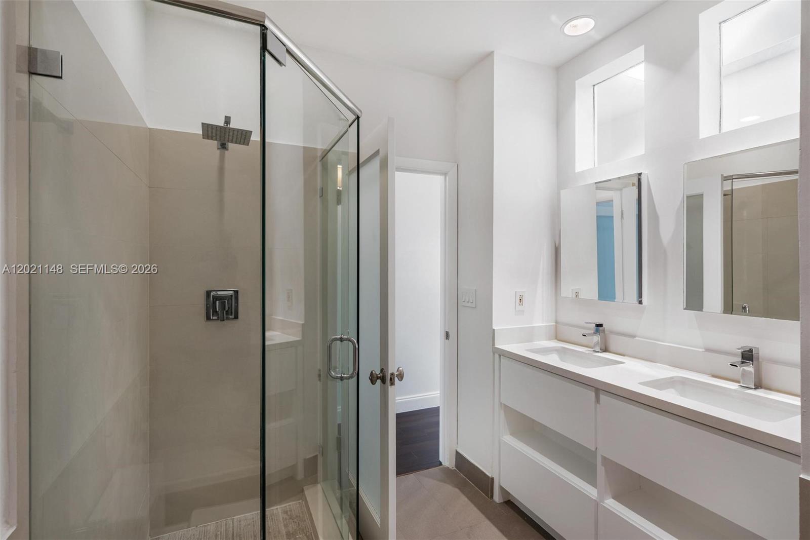 325 Meridian Avenue 5 Property Photo 13