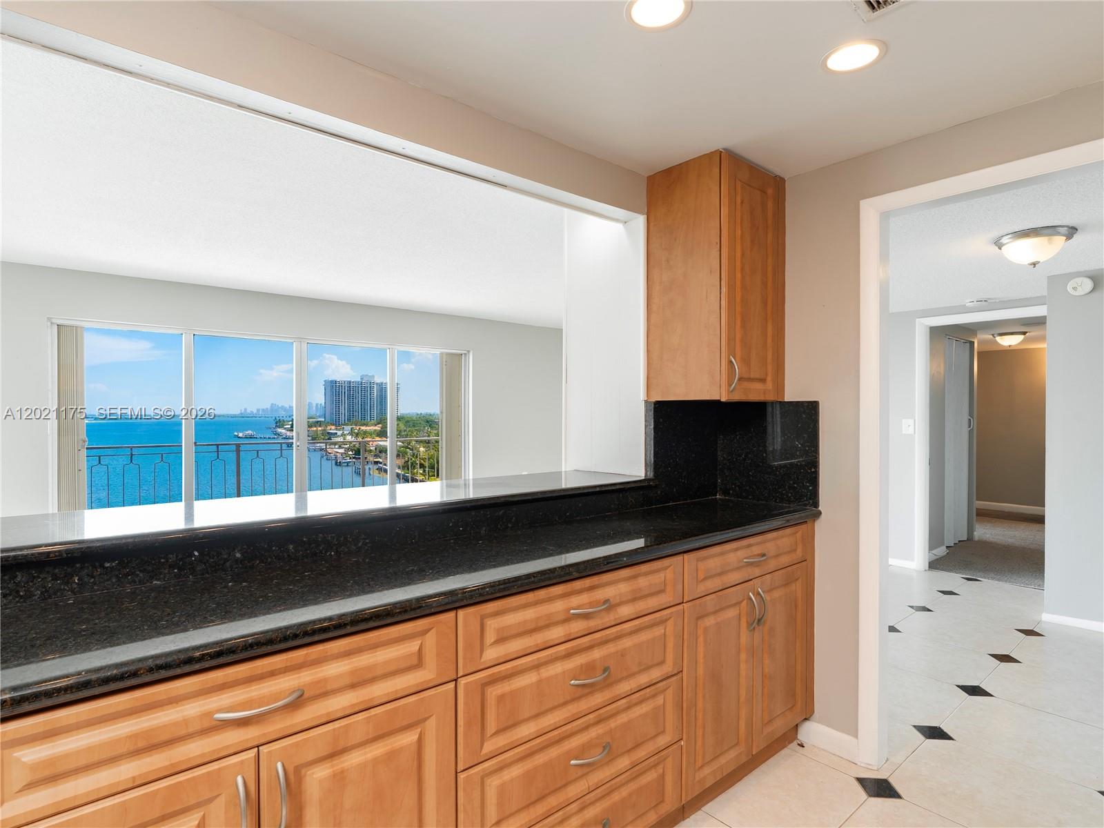 11111 Biscayne Boulevard 912 Property Photo 4