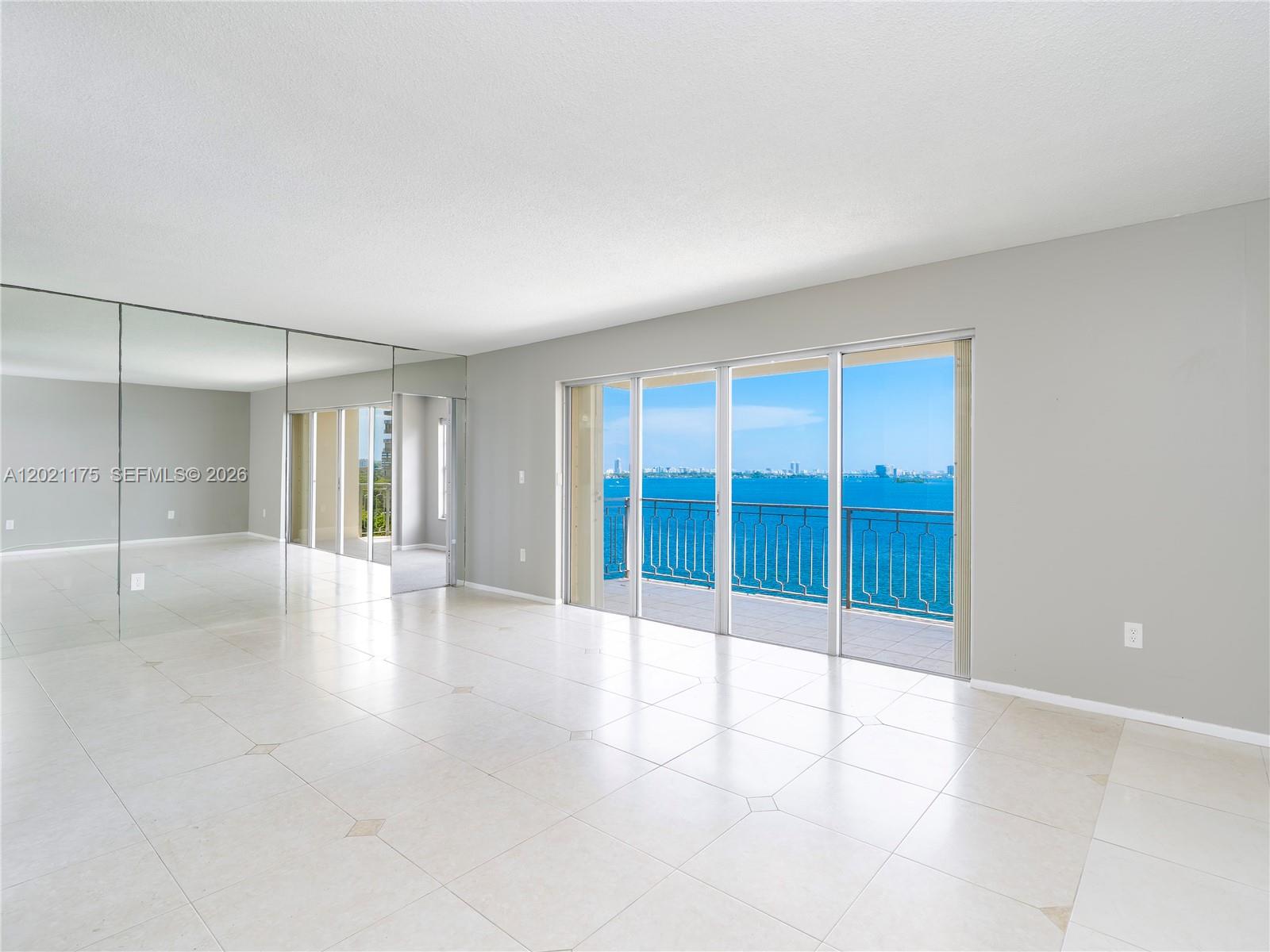 11111 Biscayne Boulevard 912 Property Photo 5