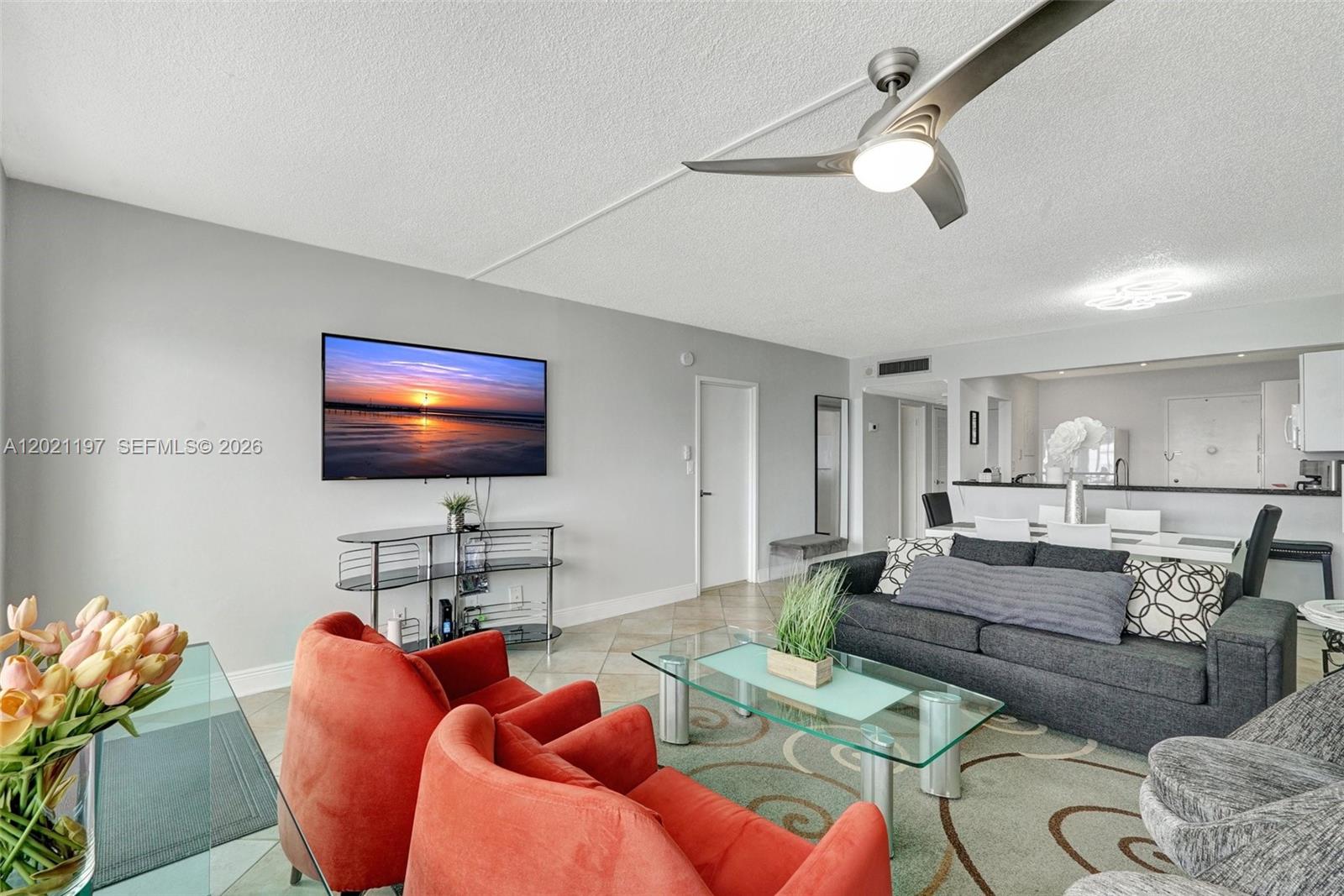 3725 S Ocean Drive 812 Property Photo 8
