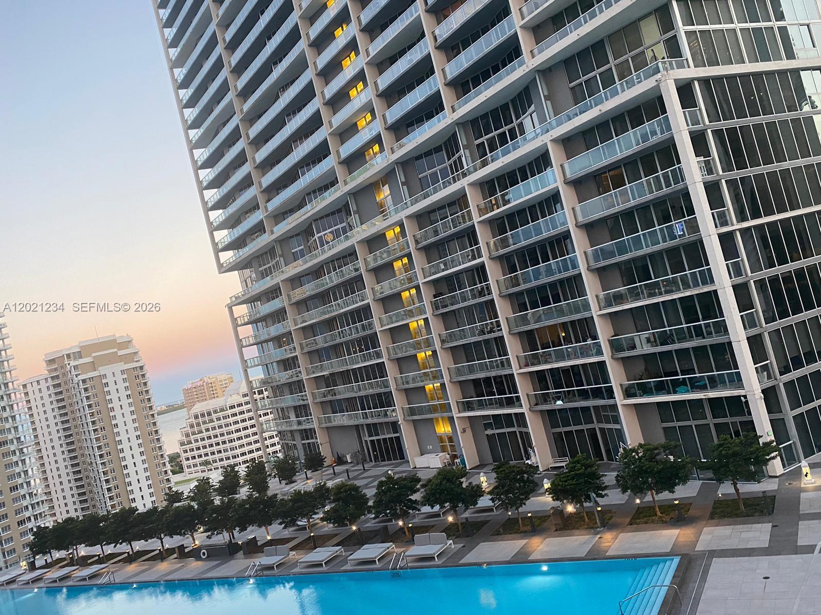 475 Brickell Avenue 1813 Property Photo 60