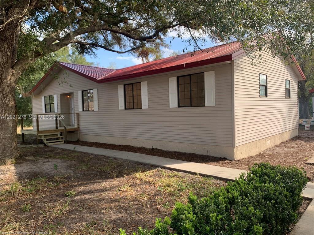 2225 N Unicorn 0 Property Photo 6