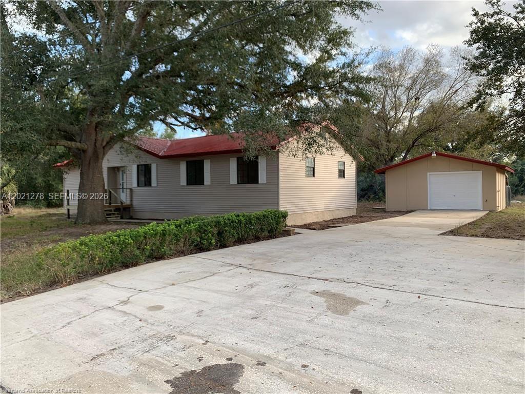 2225 N Unicorn 0 Property Photo 8