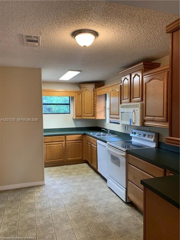2225 N Unicorn 0 Property Photo 19